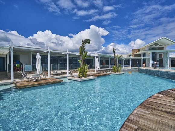 Taumeasina Island Resort 2